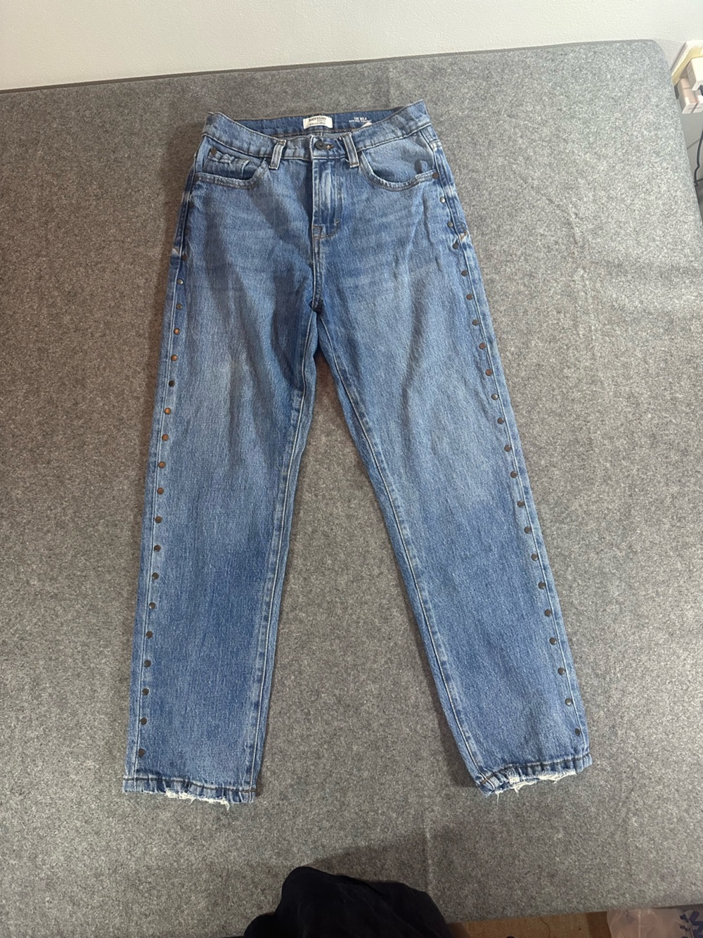 Kensie Blue Jeans with Side Stud Trim